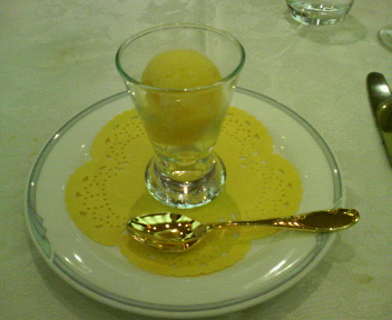 b0174079_0423480.jpg