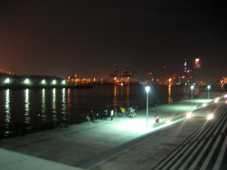 b0057679_852453.jpg
