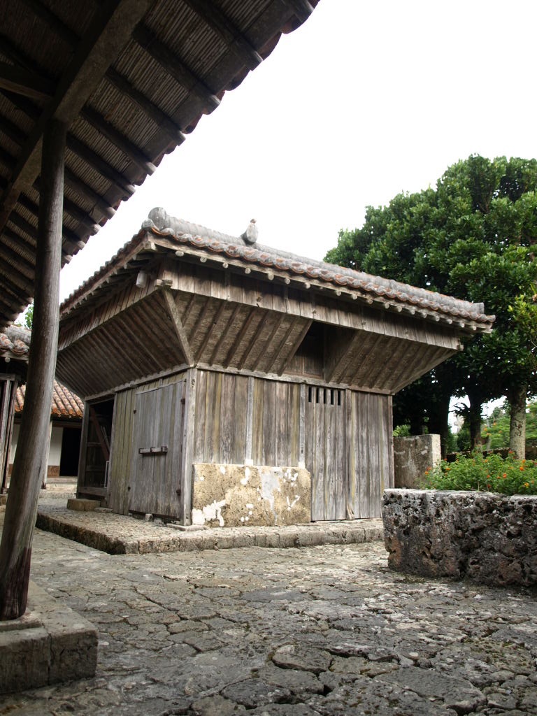 f0107588_1291131.jpg