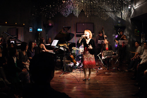 e0027813_1251161.jpg