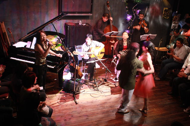e0027813_1281377.jpg