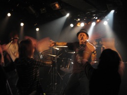 b0134755_0371128.jpg