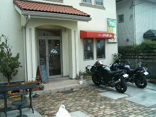 f0127408_2146422.jpg