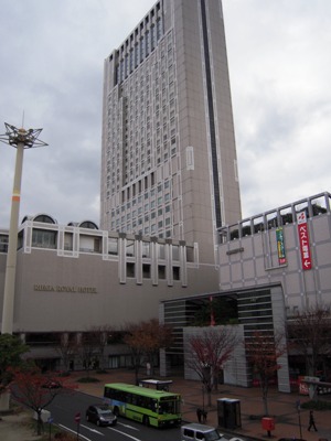 d0018704_22389.jpg