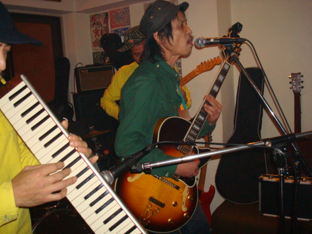 e0174586_76411.jpg