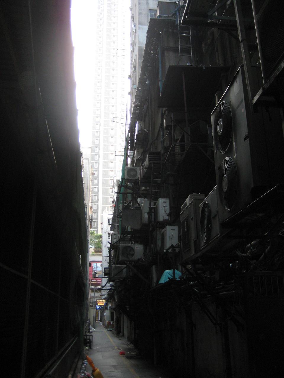 f0013998_22385516.jpg