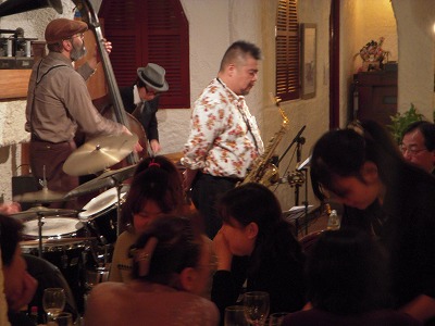 e0121418_0201373.jpg
