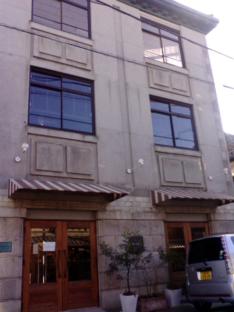 e0099212_2219124.jpg