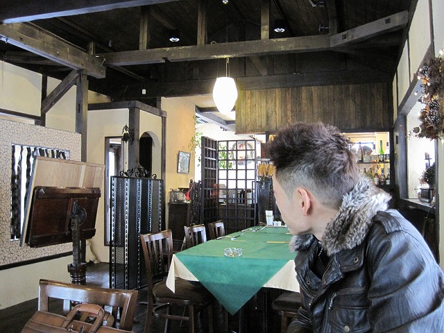 f0202703_222922100.jpg