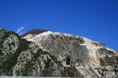 f0077159_2352615.jpg