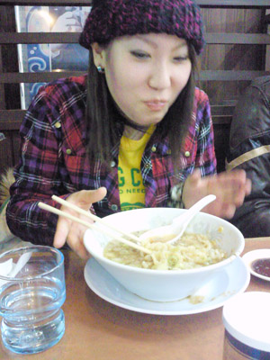 a0124327_0302238.jpg