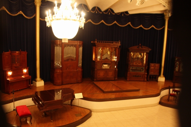 e0121110_232663.jpg