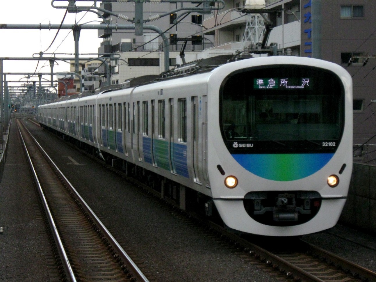 d0044222_2242171.jpg