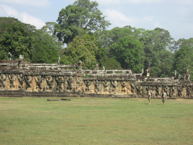 a0100706_2348576.jpg