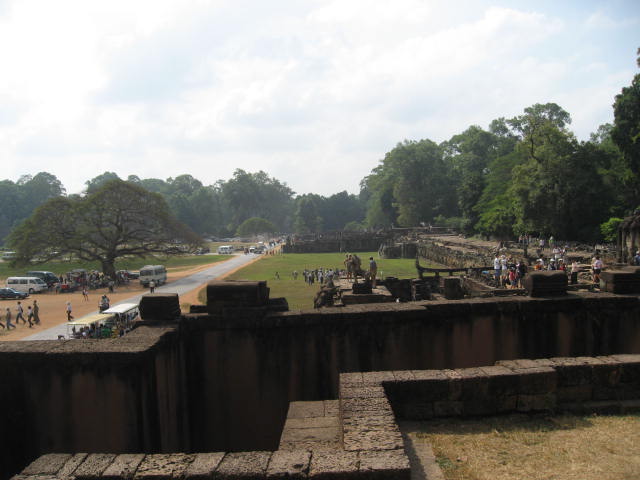 a0100706_2351628.jpg