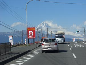 e0056127_1592437.jpg
