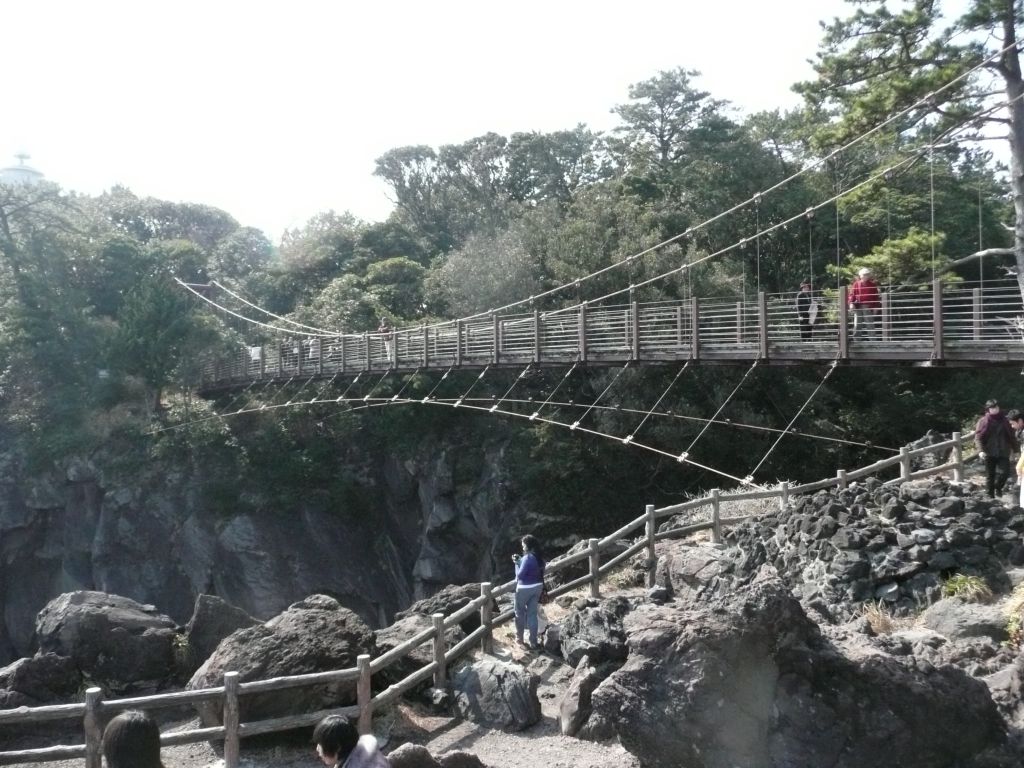 e0033229_2137275.jpg