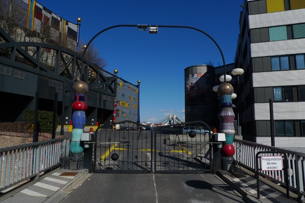 f0204955_9461519.jpg