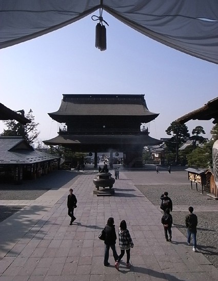 e0043700_2227974.jpg