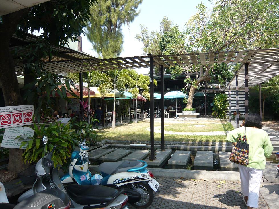 f0178278_8452636.jpg