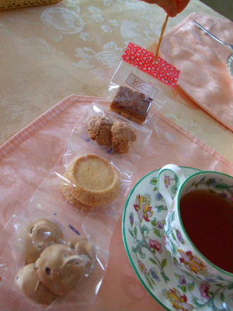 f0039281_8562740.jpg
