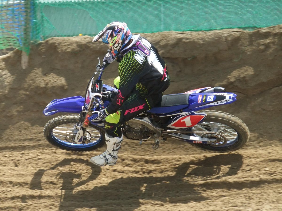 c0003475_1542393.jpg