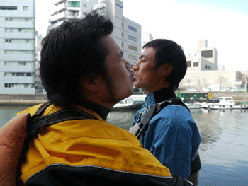 b0132710_0342132.gif