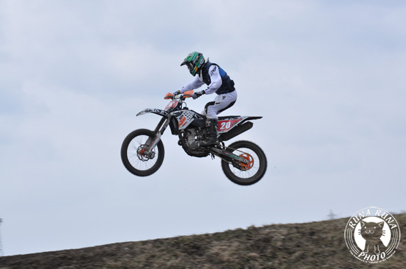 f0210380_21145377.jpg