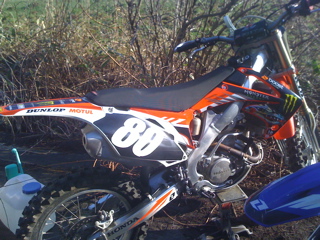 f0000131_1117664.jpg