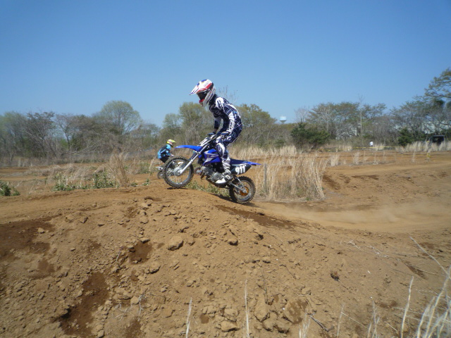 f0144362_1652278.jpg
