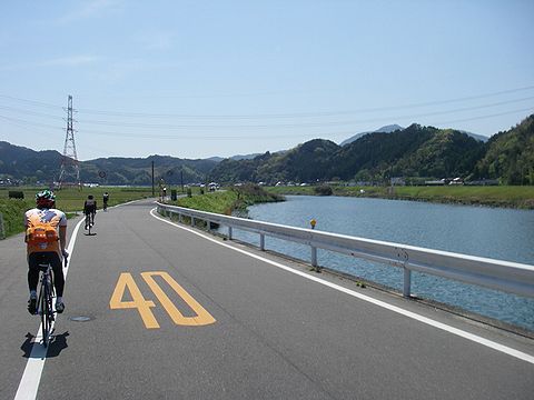 f0000330_20132023.jpg