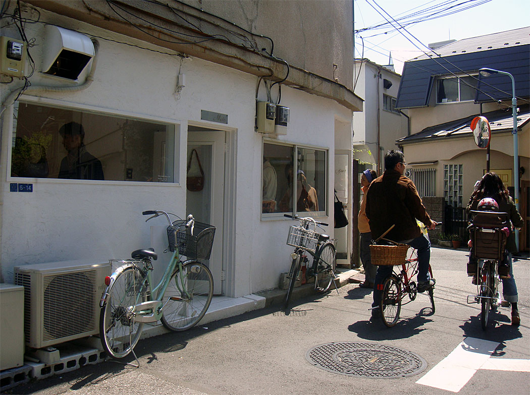 e0185645_02253.jpg