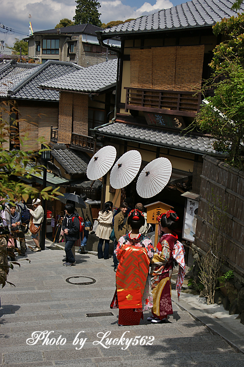 e0002371_9551410.jpg