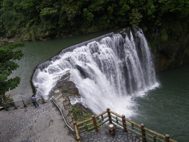 d0136439_1565625.jpg