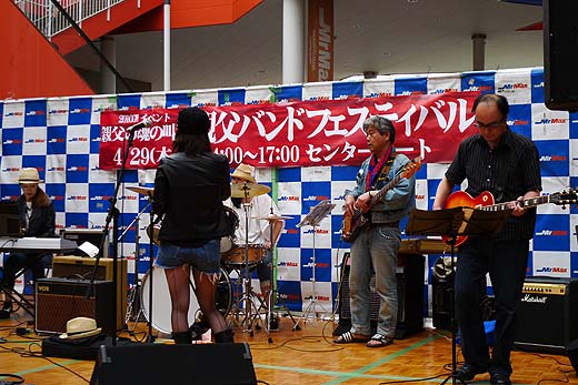 e0050753_836426.jpg