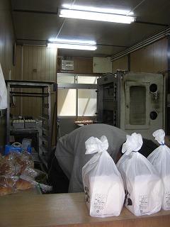 f0009451_11797.jpg