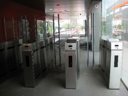 f0234936_0194713.jpg
