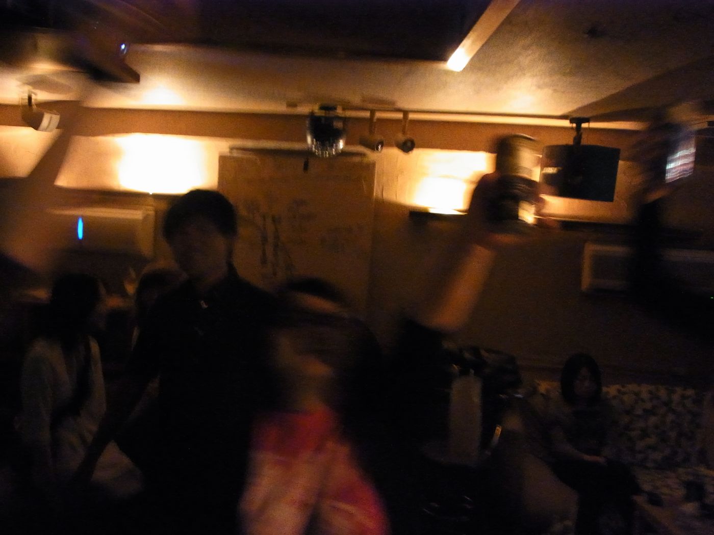 b0009206_010990.jpg