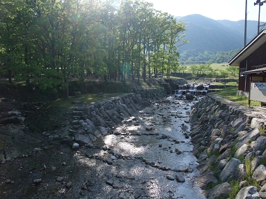 e0126046_2272185.jpg