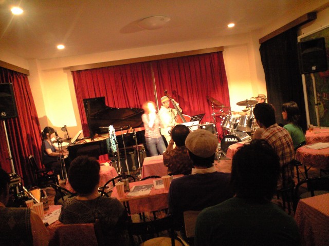 c0194767_0565115.jpg