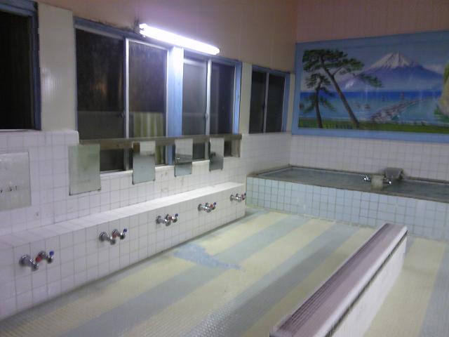 f0237280_8512212.jpg