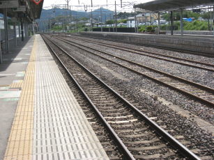 e0033301_2354330.jpg