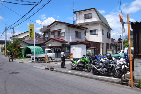 a0083760_031382.jpg