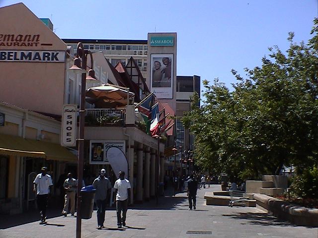 e0055023_01657100.jpg