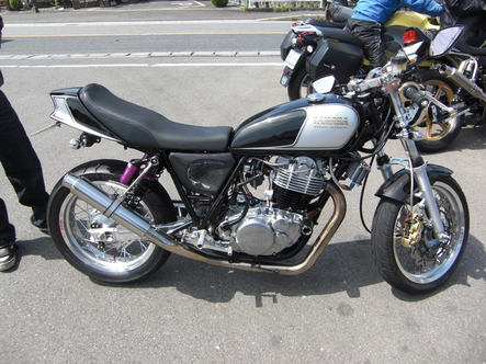 a0165647_0101057.jpg