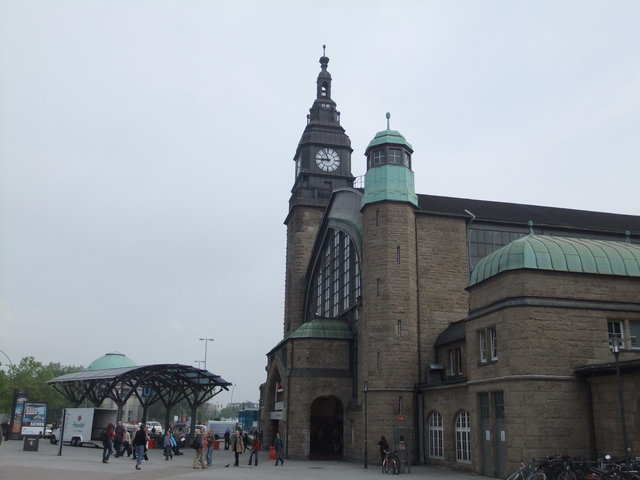 f0210340_66733.jpg