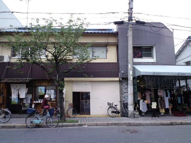 f0058098_1041439.jpg
