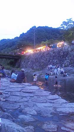 f0128475_2023438.jpg