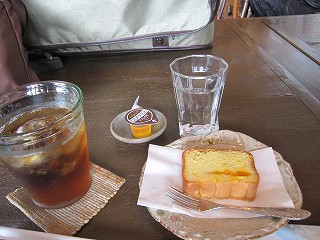 d0031853_3804.jpg
