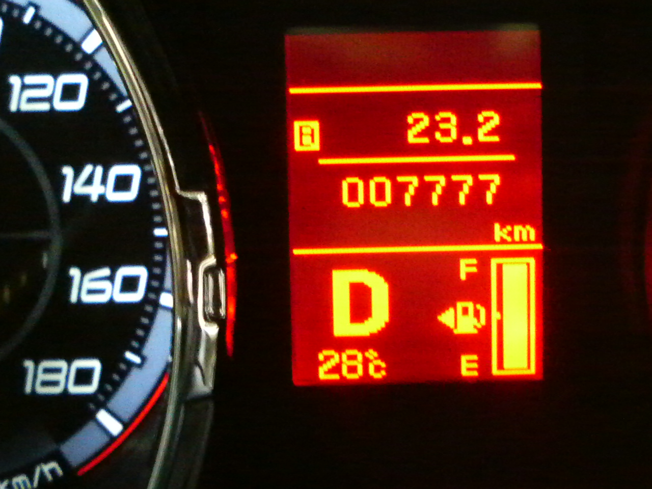 e0047026_20221063.jpg